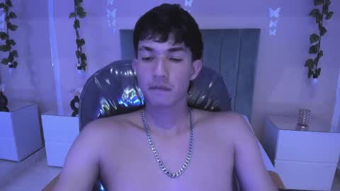 angel_of_sinn online show from April 9, 2026, 6:19 am