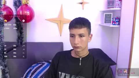 Snapshot of angel_ronson chatting on December 16, 2025, 4:39 am Angel online show from December 16, 2025, 4:39 am