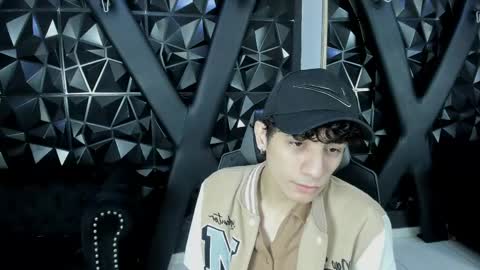 Angel online show from June 9, 2026, 4:02 am