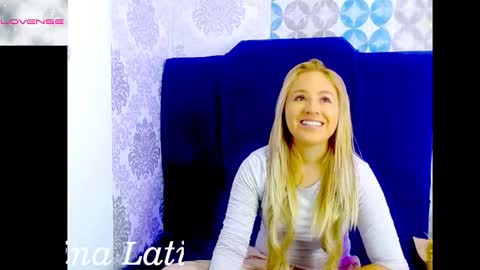 Snapshot of angel_white26 chatting on January 14, 2026, 11:27 am Angel online show from January 14, 2026, 11:27 am