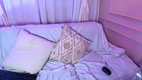 Seortia Angel online show from April 16, 2026, 6:41 pm