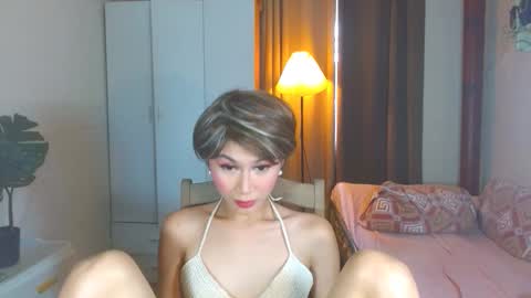 angela online show from October 10, 2025, 12:20 am