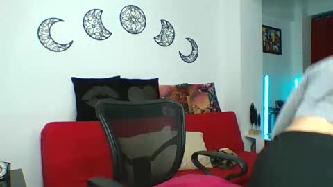  Angela  online show from April 10, 2026, 9:52 pm