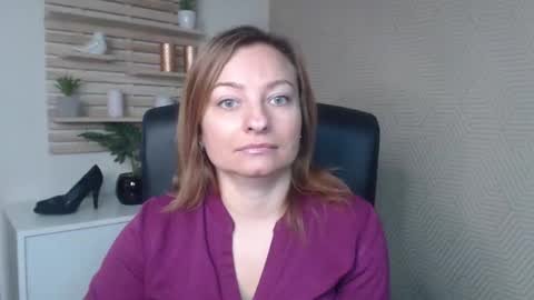 Angela online show from September 30, 2025, 5:45 am