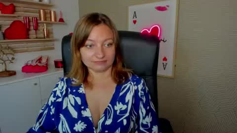 Angela online show from June 22, 2026, 5:48 am