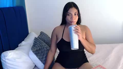 Angela online show from March 9, 2025, 1:37 pm