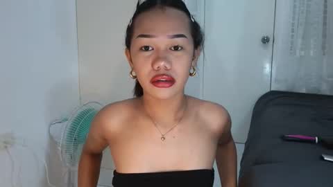 Snapshot of angela_star888 chatting on January 13, 2026, 11:32 pm angela_star888 online show from January 13, 2026, 11:32 pm