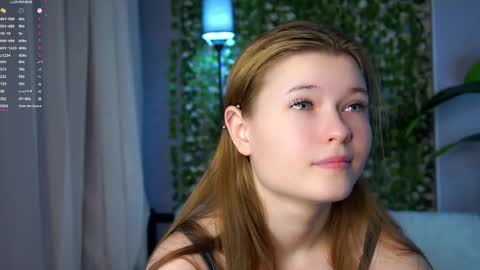 Snapshot of angelabalay chatting on March 9, 2026, 12:20 pm Mary online show from March 9, 2026, 12:20 pm