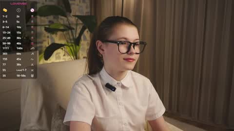 Snapshot of angelabalay chatting on April 3, 2026, 12:25 pm Mary online show from April 3, 2026, 12:25 pm