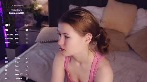 Snapshot of angelabalay chatting on April 10, 2026, 12:32 pm Mary online show from April 10, 2026, 12:32 pm