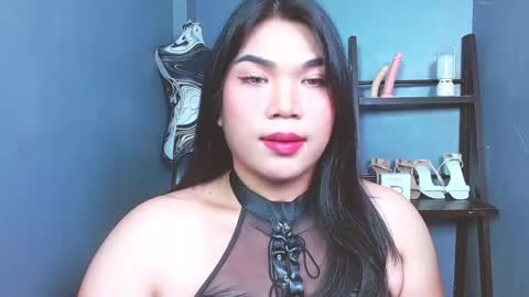 Snapshot of angeladrew73 chatting on May 5, 2026, 1:57 am Angela online show from May 5, 2026, 1:57 am