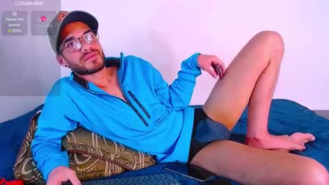 AngelFranco online show from February 14, 2025, 1:02 am