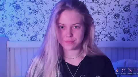 Snapshot of angelanty chatting on May 22, 2026, 7:30 pm Darsi Anty online show from May 22, 2026, 7:30 pm
