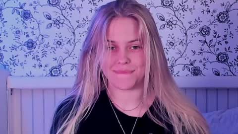 Snapshot of angelanty chatting on May 28, 2026, 1:19 pm Darsi Anty online show from May 28, 2026, 1:19 pm