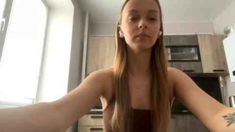 Angela online show from January 10, 2026, 9:44 am