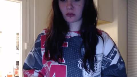 Snapshot of angelbabyvictoria chatting on January 28, 2025, 7:11 am Fern4Ever online show from January 28, 2025, 7:11 am