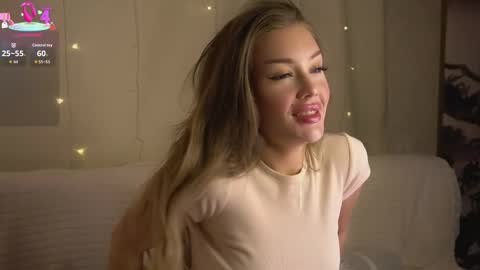 Snapshot of angelbengs chatting on November 10, 2025, 9:41 am Hi my name is Anny HOT PVT IS OPEN MY FAV PATTER IS 57 online show from November 10, 2025, 9:41 am