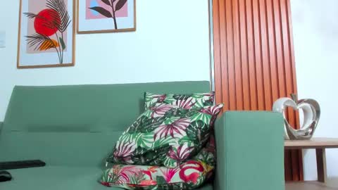 Angel Bennet online show from December 27, 2024, 6:46 am