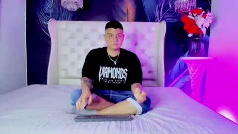 Snapshot of angelblue__ chatting on July 6, 2026, 7:49 pm angelblue online show from July 6, 2026, 7:49 pm
