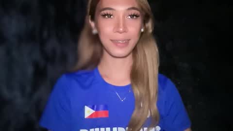 Angel online show from November 28, 2025, 5:04 pm