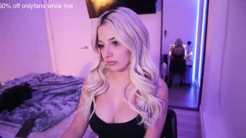 Snapshot of angelcookie chatting on February 10, 2026, 7:45 am angelcookie online show from February 10, 2026, 7:45 am