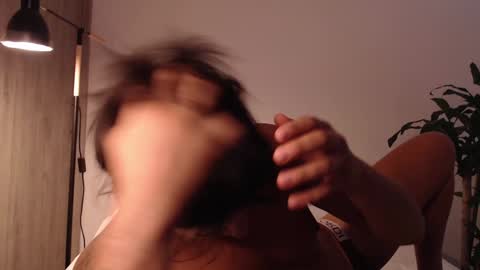 Snapshot of angelcossio chatting on January 13, 2025, 8:04 pm Angel online show from January 13, 2025, 8:04 pm