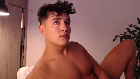 Snapshot of angelcossio chatting on January 16, 2025, 7:52 pm Angel online show from January 16, 2025, 7:52 pm