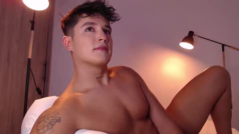 Snapshot of angelcossio chatting on February 10, 2025, 10:30 pm Angel online show from February 10, 2025, 10:30 pm