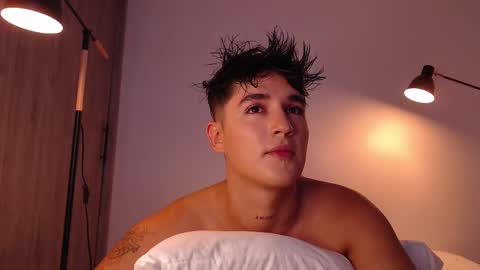 Snapshot of angelcossio chatting on February 23, 2025, 2:29 am Angel online show from February 23, 2025, 2:29 am