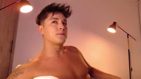 Snapshot of angelcossio chatting on October 5, 2025, 12:53 am Angel online show from October 5, 2025, 12:53 am