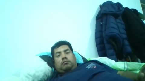 angeldavid90 online show from November 5, 2025, 2:11 am