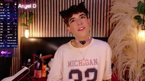 Angel dust online show from February 19, 2026, 4:30 am