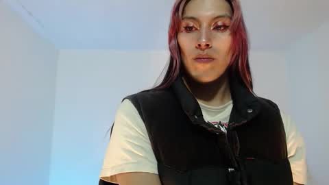 angele online show from October 19, 2025, 8:20 pm