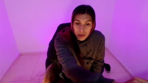 angele online show from April 8, 2026, 6:52 pm