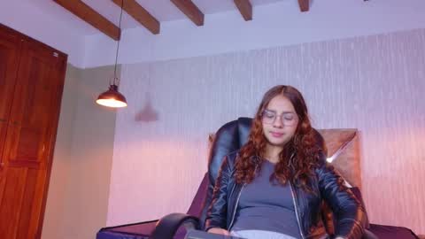 angel online show from November 9, 2025, 7:45 pm