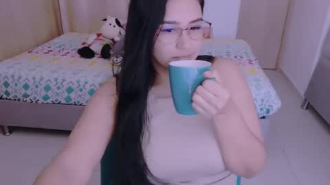 Snapshot of angeleslinda chatting on December 10, 2024, 7:43 pm anastasia online show from December 10, 2024, 7:43 pm
