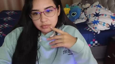 Snapshot of angeleslinda chatting on March 3, 2025, 11:14 pm anastasia online show from March 3, 2025, 11:14 pm