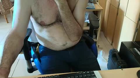 Snapshot of angelgarcia269 chatting on March 16, 2026, 2:43 pm angelgarcia269 online show from March 16, 2026, 2:43 pm