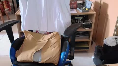 Snapshot of angelgarcia269 chatting on April 5, 2026, 1:41 pm angelgarcia269 online show from April 5, 2026, 1:41 pm