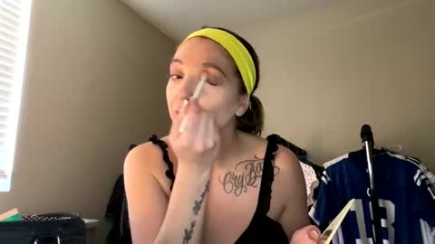 Snapshot of angelgrl444 chatting on January 17, 2025, 7:05 pm Princess Peach online show from January 17, 2025, 7:05 pm