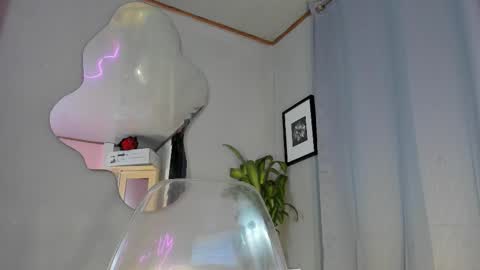 Snapshot of angeli_sexi chatting on October 2, 2025, 12:50 am Carolina online show from October 2, 2025, 12:50 am