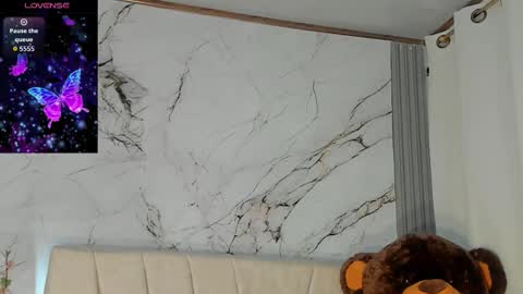 Snapshot of angeli_sexi chatting on October 15, 2025, 1:28 am Carolina online show from October 15, 2025, 1:28 am