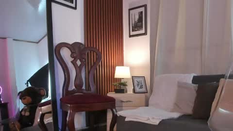 Carolina online show from April 16, 2026, 12:22 am