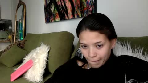 Snapshot of angelia01m chatting on October 1, 2025, 10:05 pm angelia01m online show from October 1, 2025, 10:05 pm