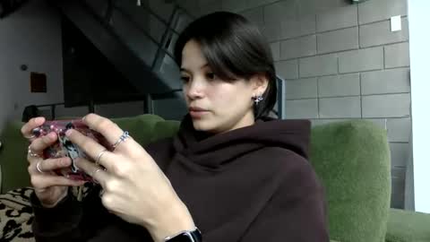 Snapshot of angelia01m chatting on January 7, 2026, 8:00 pm angelia01m online show from January 7, 2026, 8:00 pm