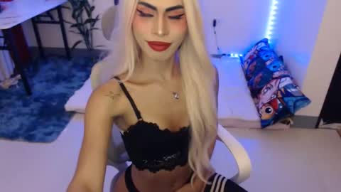 Snapshot of angelic_face_808 chatting on February 26, 2026, 3:38 am DIVINE ANGEL online show from February 26, 2026, 3:38 am