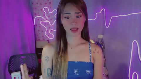 Snapshot of angelic_sex chatting on May 24, 2026, 8:36 pm Angelica online show from May 24, 2026, 8:36 pm