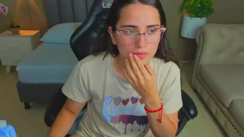 A N G E L I C A online show from May 27, 2026, 7:44 pm