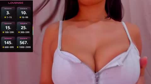 Snapshot of angelica_hot19 chatting on July 13, 2026, 1:47 pm angelica_hot19 online show from July 13, 2026, 1:47 pm