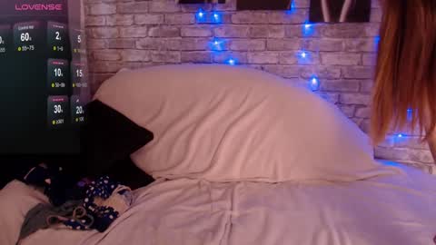 Snapshot of angelica_mrrr chatting on December 4, 2024, 10:02 am Angelica online show from December 4, 2024, 10:02 am